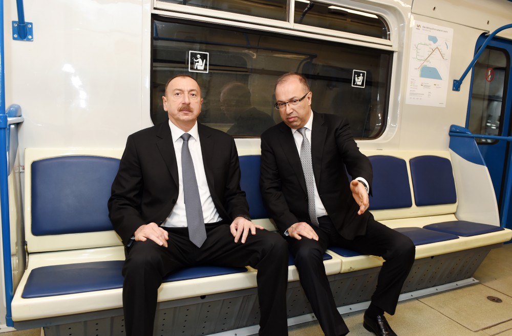 İlham Əliyev Bakı Metropoliteninin yeni xəttinin  “Avtovağzal” və “Memar Əcəmi” stansiyalarının açılışında iştirak edib (FOTO)