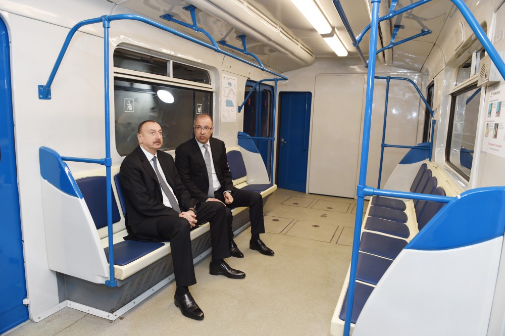 İlham Əliyev Bakı Metropoliteninin yeni xəttinin  “Avtovağzal” və “Memar Əcəmi” stansiyalarının açılışında iştirak edib (FOTO)