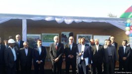 Azərbaycan və İran sərhəddə dəmir yolu körpüsünün təməlini qoydular (FOTO)