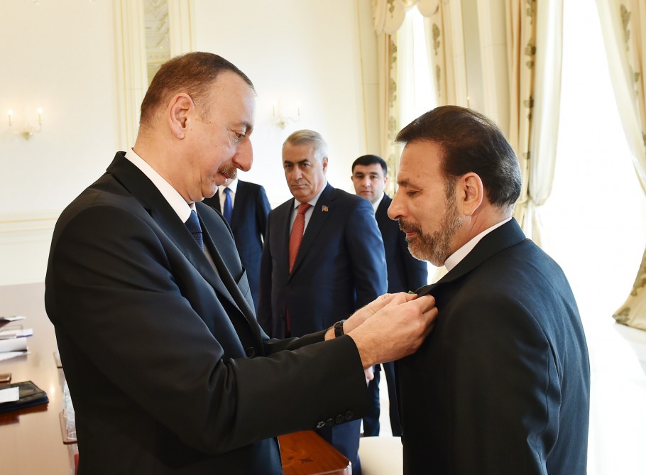 Prezident İlham Əliyev İranın rabitə və informasiya texnologiyaları nazirinə “Dostluq” ordeni təqdim edib (FOTO)