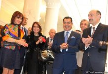 Bakıda BMT Sivilizasiyalar Alyansının Qlobal Forumunun qonaqları üçün "Siyasətdən kənar" adlı sərgi açılıb (FOTO)