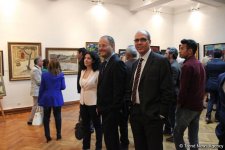Bakıda BMT Sivilizasiyalar Alyansının Qlobal Forumunun qonaqları üçün "Siyasətdən kənar" adlı sərgi açılıb (FOTO)