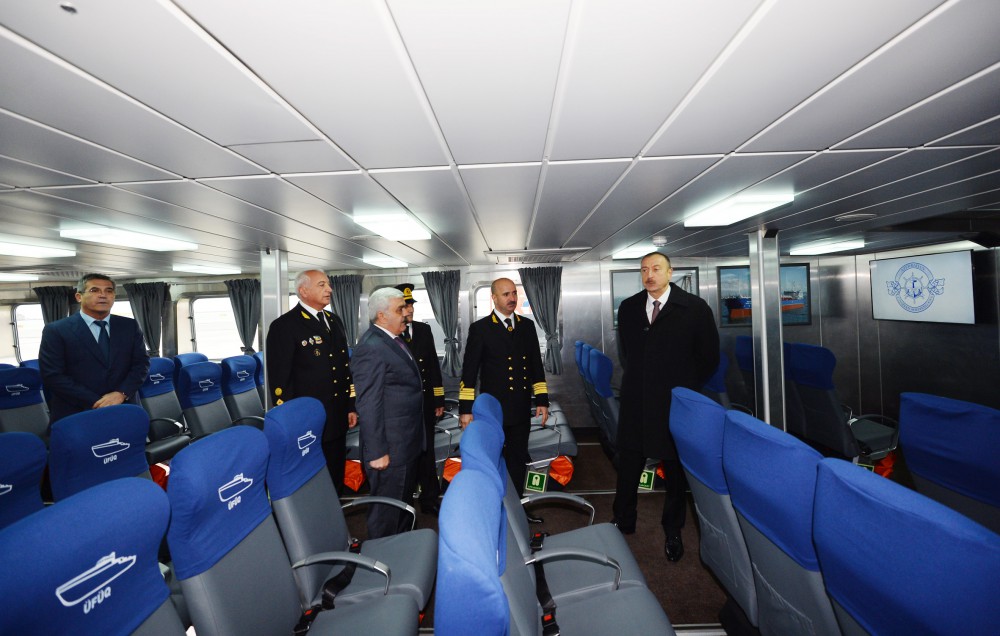 Prezident İlham Əliyev sərnişin gəmilərinin istismara verilməsi mərasimində iştirak edib (FOTO)