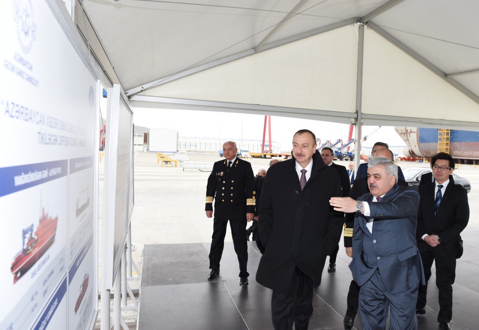Prezident İlham Əliyev sərnişin gəmilərinin istismara verilməsi mərasimində iştirak edib (FOTO)