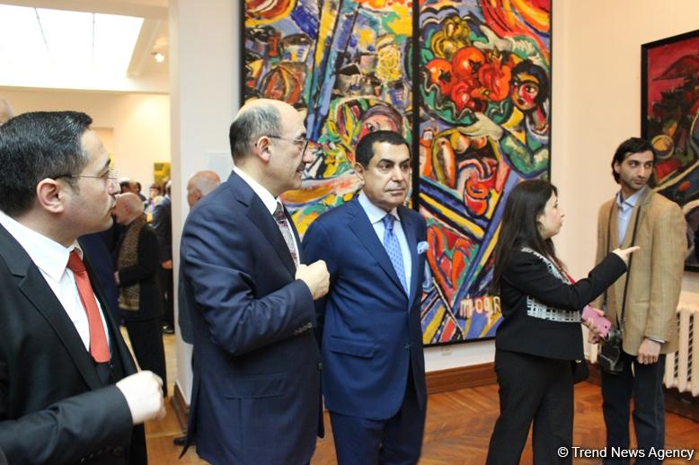 Bakıda BMT Sivilizasiyalar Alyansının Qlobal Forumunun qonaqları üçün "Siyasətdən kənar" adlı sərgi açılıb (FOTO)