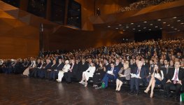 Prezident İlham Əliyev və xanımı BMT-nin Sivilizasiyalar Alyansının VII Qlobal Forumunda iştirak edir