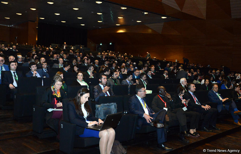 Elmar Məmmədyarov: Dünyada həll olunmamış münaqişələr zorakı ekstremizm üçün münbit şərait yaradıb  (ƏLAVƏ OLUNUB) (FOTO)