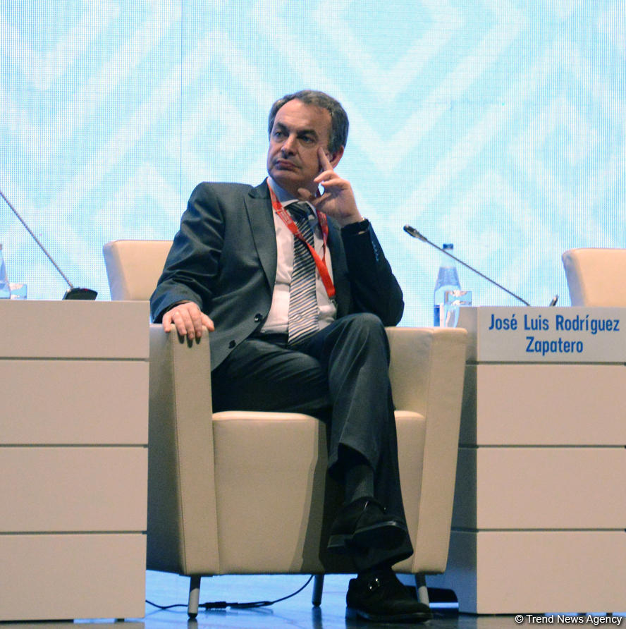 Elmar Məmmədyarov: Dünyada həll olunmamış münaqişələr zorakı ekstremizm üçün münbit şərait yaradıb  (ƏLAVƏ OLUNUB) (FOTO)