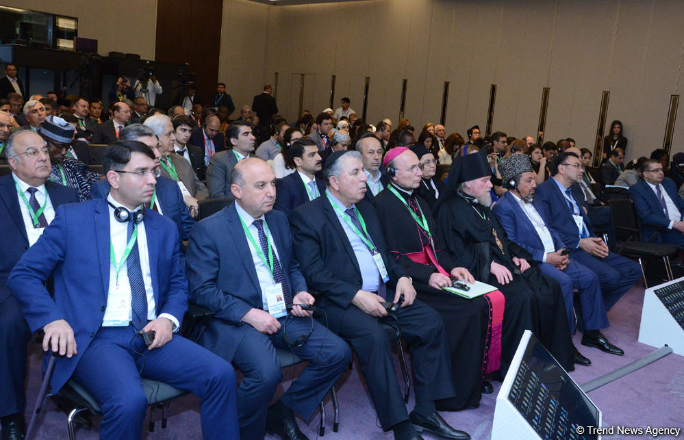 Allahşükür Paşazadə: Azərbaycan dövlət-din münasibətləri baxımından nümunəvi ölkədir (FOTO)