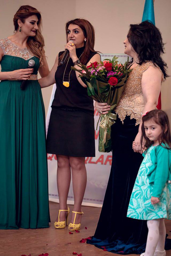 Əməkdar artist Aybəniz Haşımovayla görüş (FOTO)
