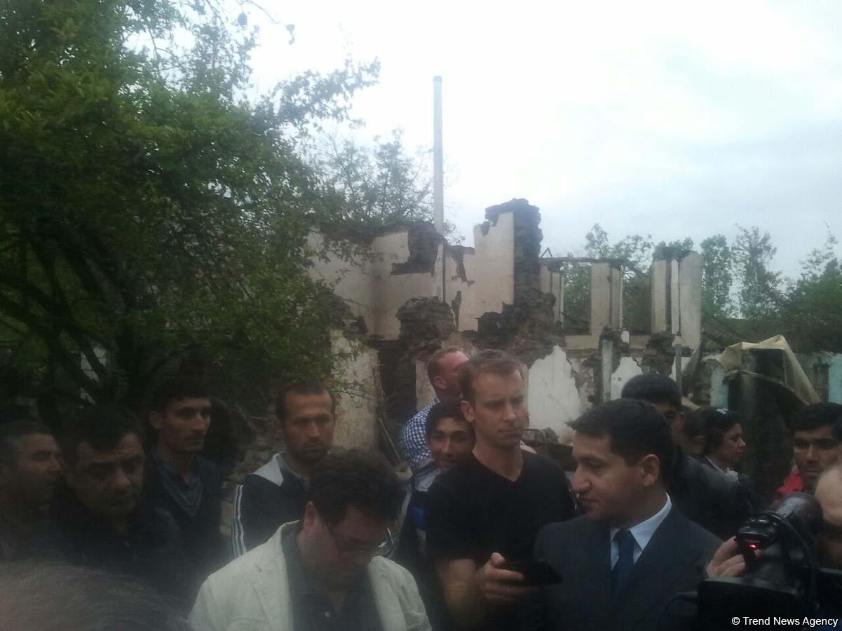 Ağcabədinin Qaraxanlı kəndi də erməni təcavüzündən əziyyət çəkir (FOTO)
