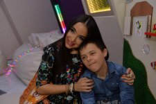 Leyla Əliyeva Daun Sindromlu Şəxslərin Reabilitasiya Mərkəzi və körpələr evində olub (FOTO)