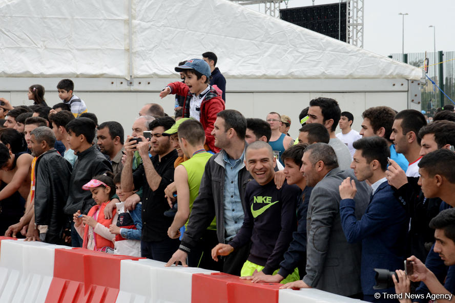 Bakı Marafonu 2016    (FOTO)