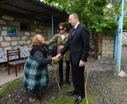 Prezident İlham Əliyev: Ermənilərin Ordumuza gücü çatmır, mülki əhalini atəşə tuturlar (FOTO)