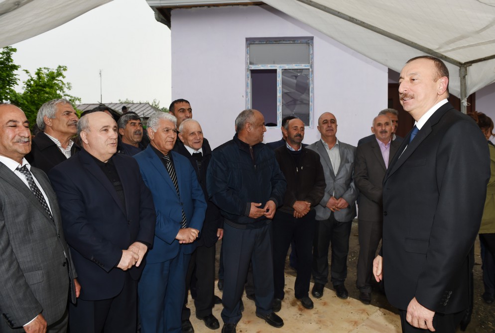 Prezident İlham Əliyev: Dağılmış bu evlər erməni faşizminin təzahürüdür (FOTO)