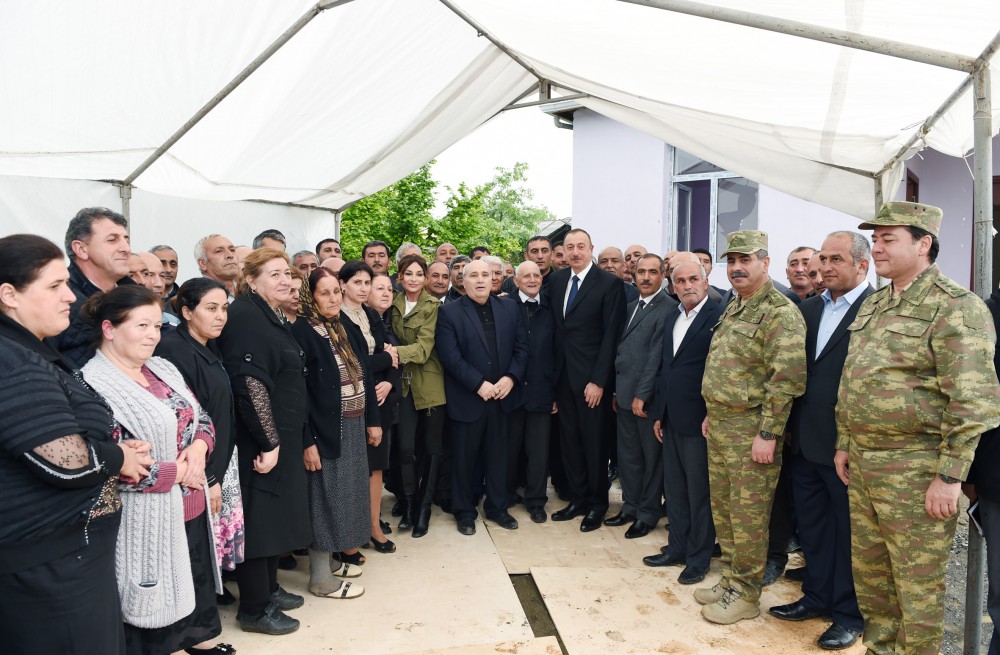 Prezident İlham Əliyev: Dağılmış bu evlər erməni faşizminin təzahürüdür (FOTO)