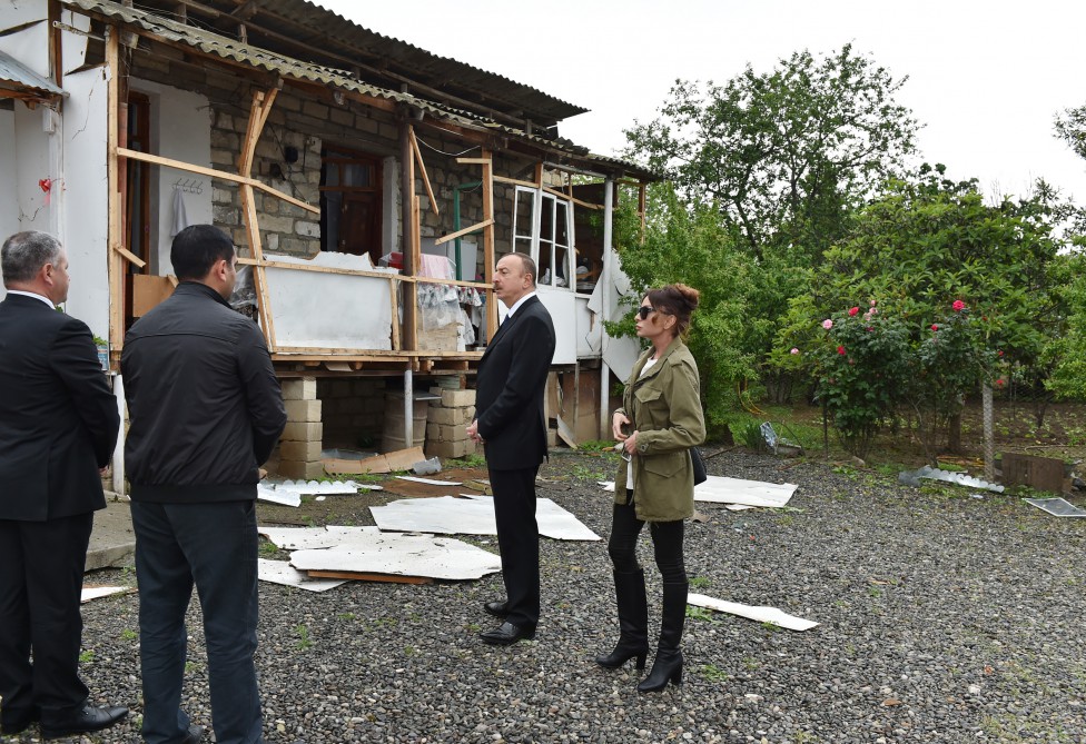 Prezident İlham Əliyev: Ermənilərin Ordumuza gücü çatmır, mülki əhalini atəşə tuturlar (FOTO)