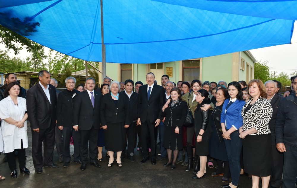 Prezident İlham Əliyev: Ermənilərin Ordumuza gücü çatmır, mülki əhalini atəşə tuturlar (FOTO)