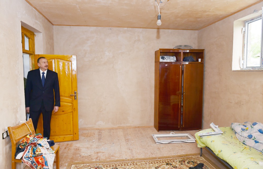 Prezident İlham Əliyev: Ermənilərin Ordumuza gücü çatmır, mülki əhalini atəşə tuturlar (FOTO)