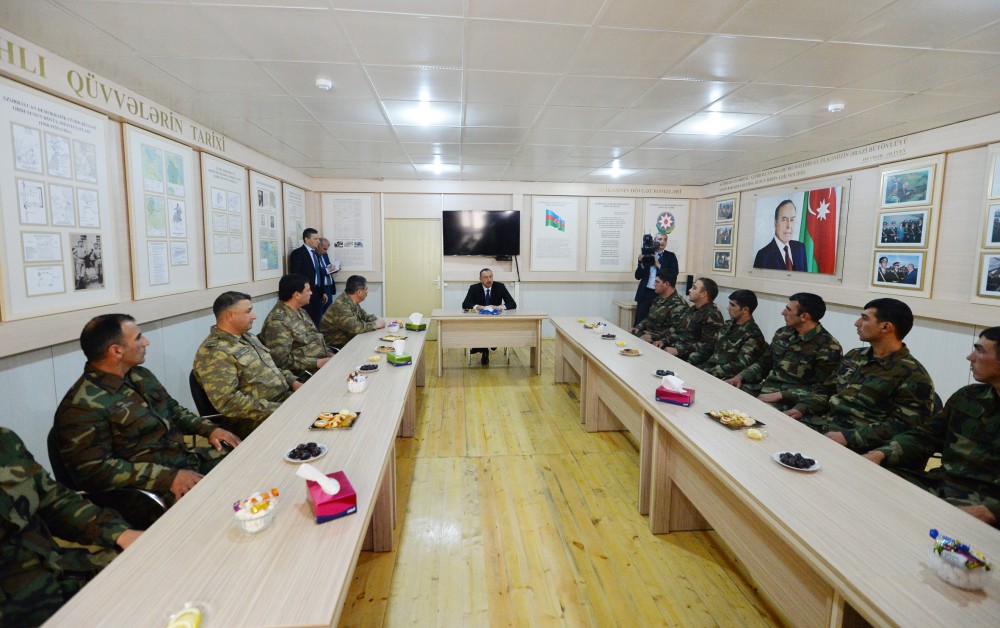 Prezident İlham Əliyev: Diplomatik, siyasi, iqtisadi təzyiqlərimizi artıracağıq, təmas xəttində mövqelərimizi gücləndirəcəyik (FOTO)