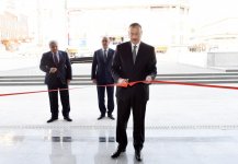 Bakının 8-ci Kilometr qəsəbəsində çoxmərtəbəli avtomobil dayanacağı istifadəyə verilib (FOTO)