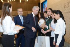 “Ən yaxşı təqdimat” müsabiqəsi qaliblərinin mükafatlandırılması mərasimi keçirilib (FOTO)