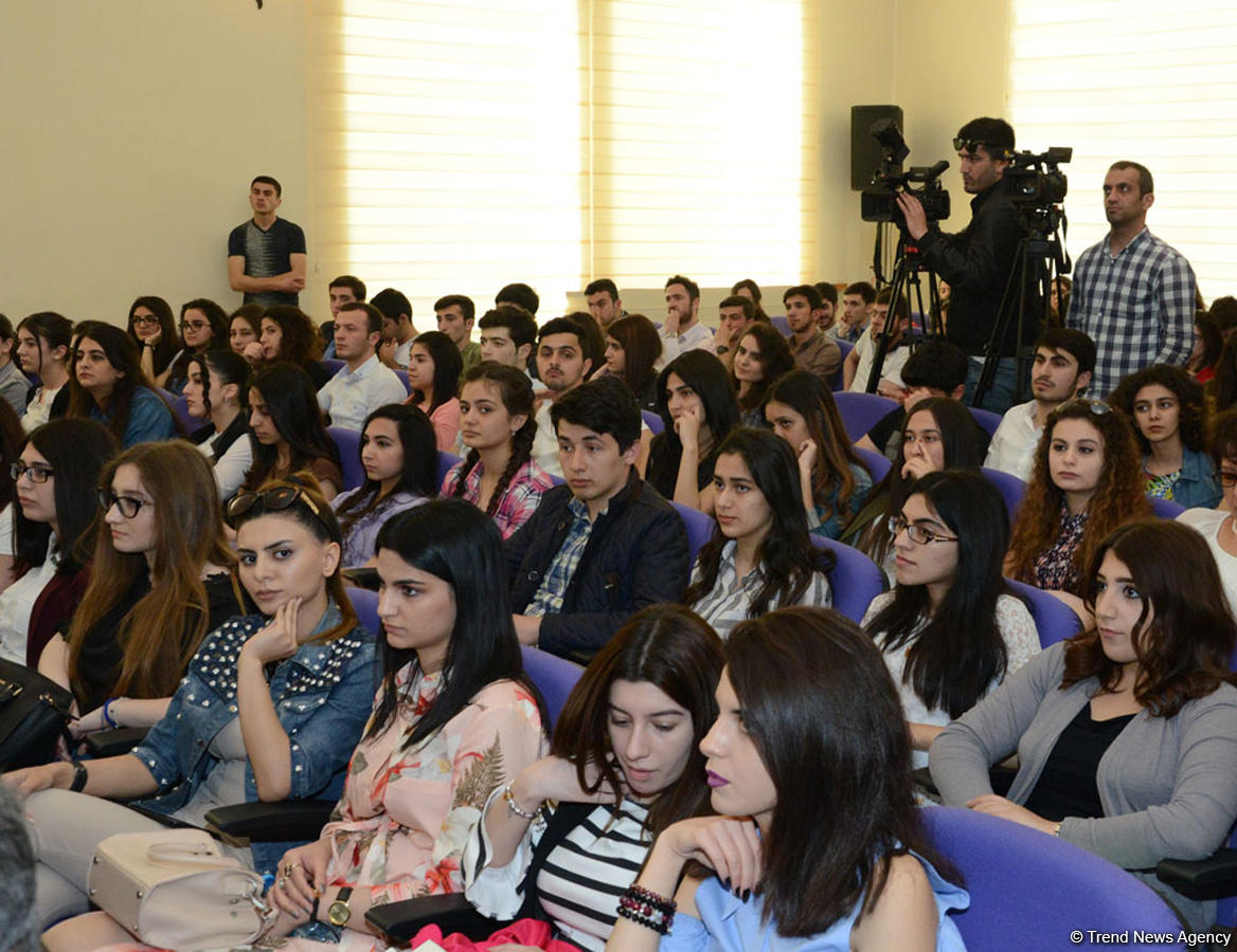 "Ermənistan-Azərbaycan, Dağlıq Qarabağ münaqişəsi beynəlxalq humanitar hüquq müstəvisində" adlı konfrans keçirilib (FOTO)