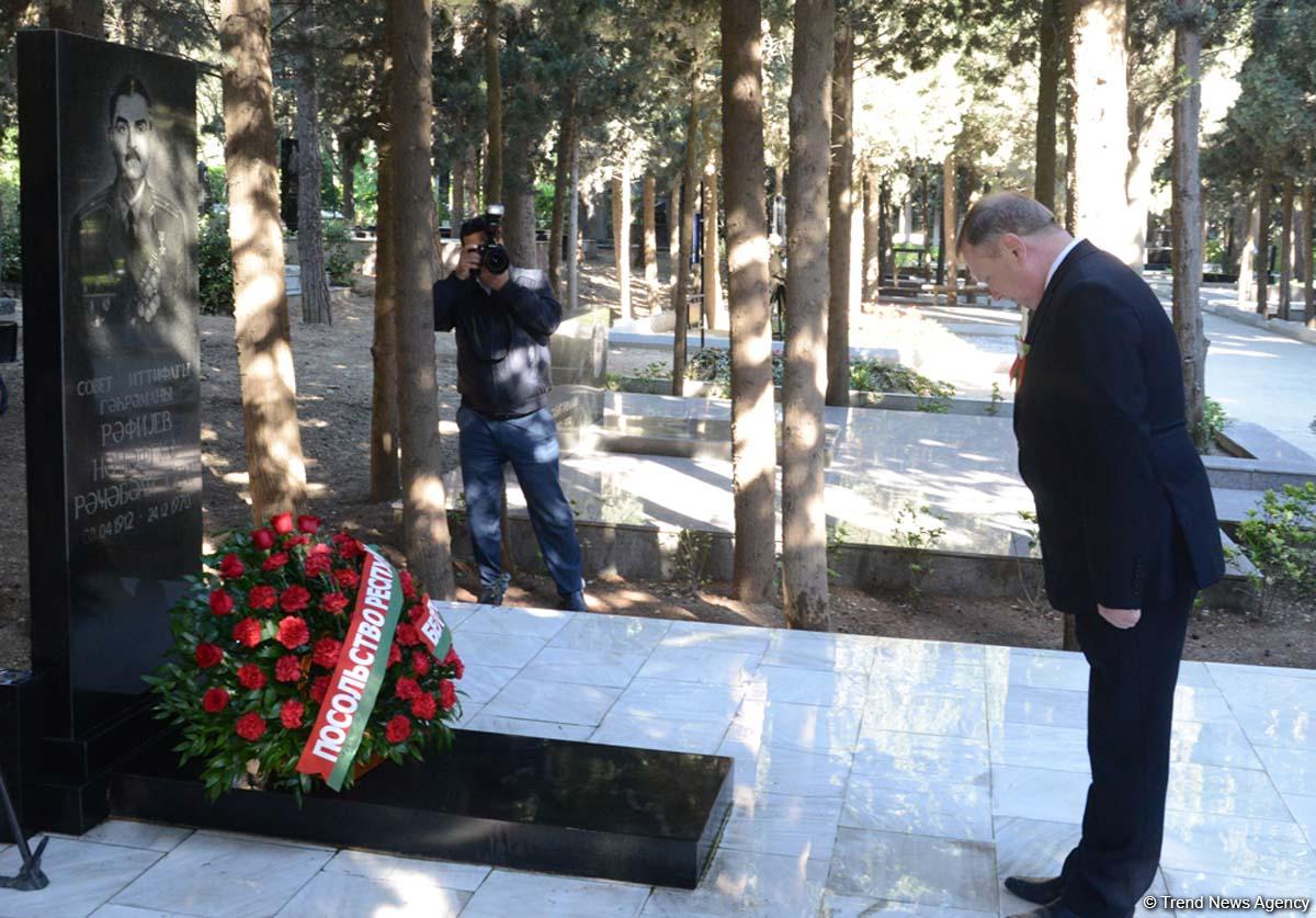 Səfir: Qələbə bayramı postsovet ölkələrinin bütün xalqlarını birləşdirir (FOTO)