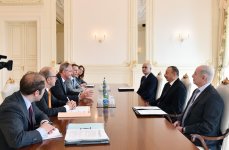 Prezident İlham Əliyev Niderlandın iqtisadi işlər nazirinin başçılıq etdiyi nümayəndə heyətini qəbul edib (FOTO)
