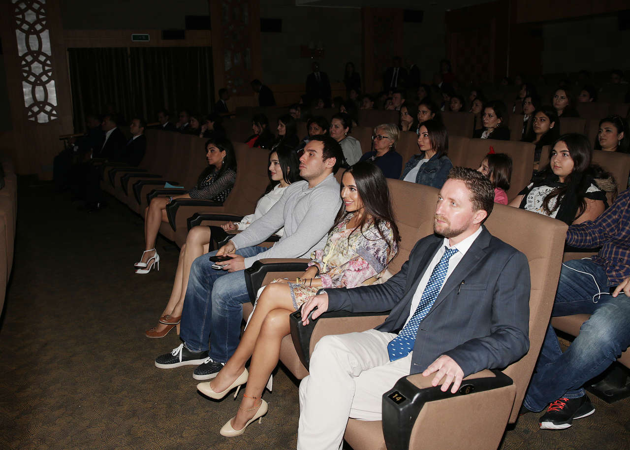 IDEA İctimai Birliyinin rəhbəri Leyla Əliyeva “Son hədd” filminin təqdimatında iştirak edib (FOTO)