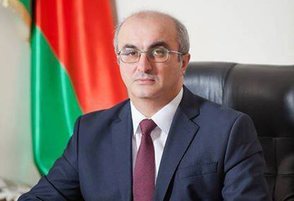 Bakı Slavyan Universitetinin rektoru A.S.Puşkin medalı ilə təltif edilib