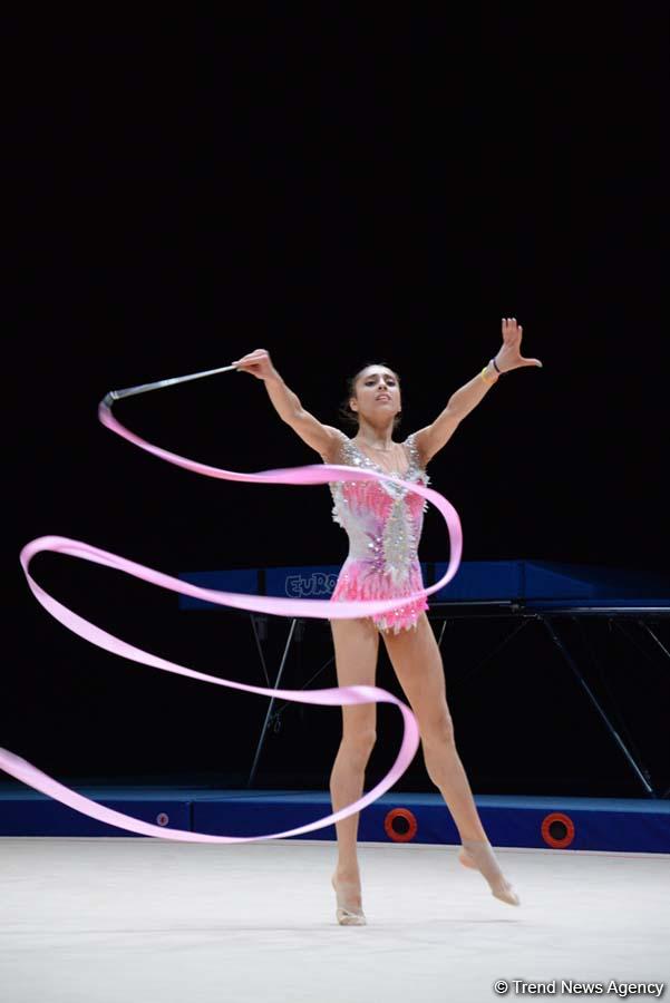 Bədii gimnastika üzrə XXIII Azərbaycan çempionatına start verilib (FOTO)