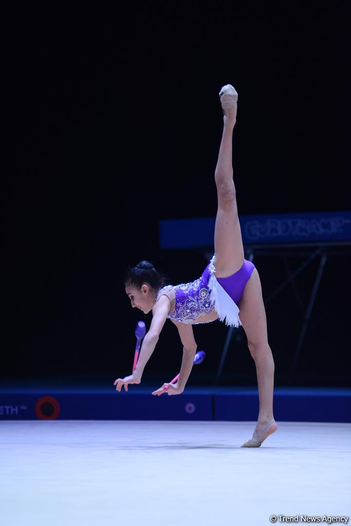 Bədii gimnastika üzrə XXIII Azərbaycan çempionatına start verilib (FOTO)