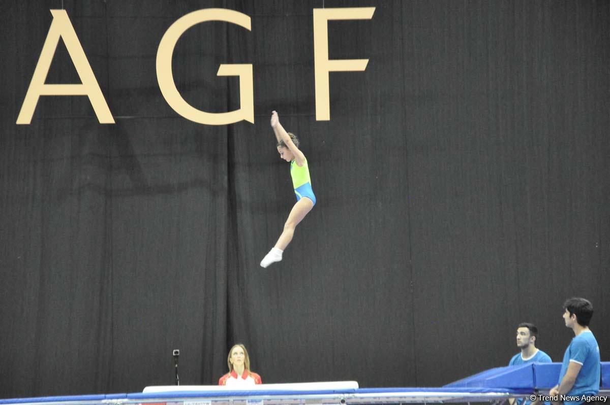 Batut gimnastikası və tamblinq üzrə Azərbaycan çempionatı və Bakı birinciliyində son yarış günü (FOTO)