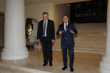 “Peterburqun Bakı görüşləri ”layihəsi çərçivəsində görüş olub (FOTO)