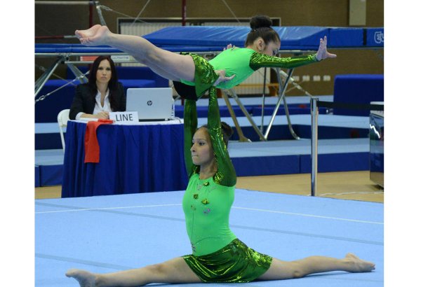Akrobatika gimnastikası üzrə Azərbaycan və Bakı birinciliyi başlayıb (FOTO)