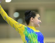 Akrobatika gimnastikası üzrə Azərbaycan və Bakı birinciliyi başlayıb (FOTO)