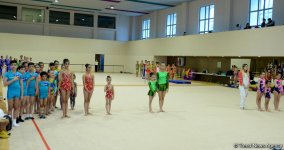Akrobatika gimnastikası üzrə Azərbaycan və Bakı birinciliyi başlayıb (FOTO)