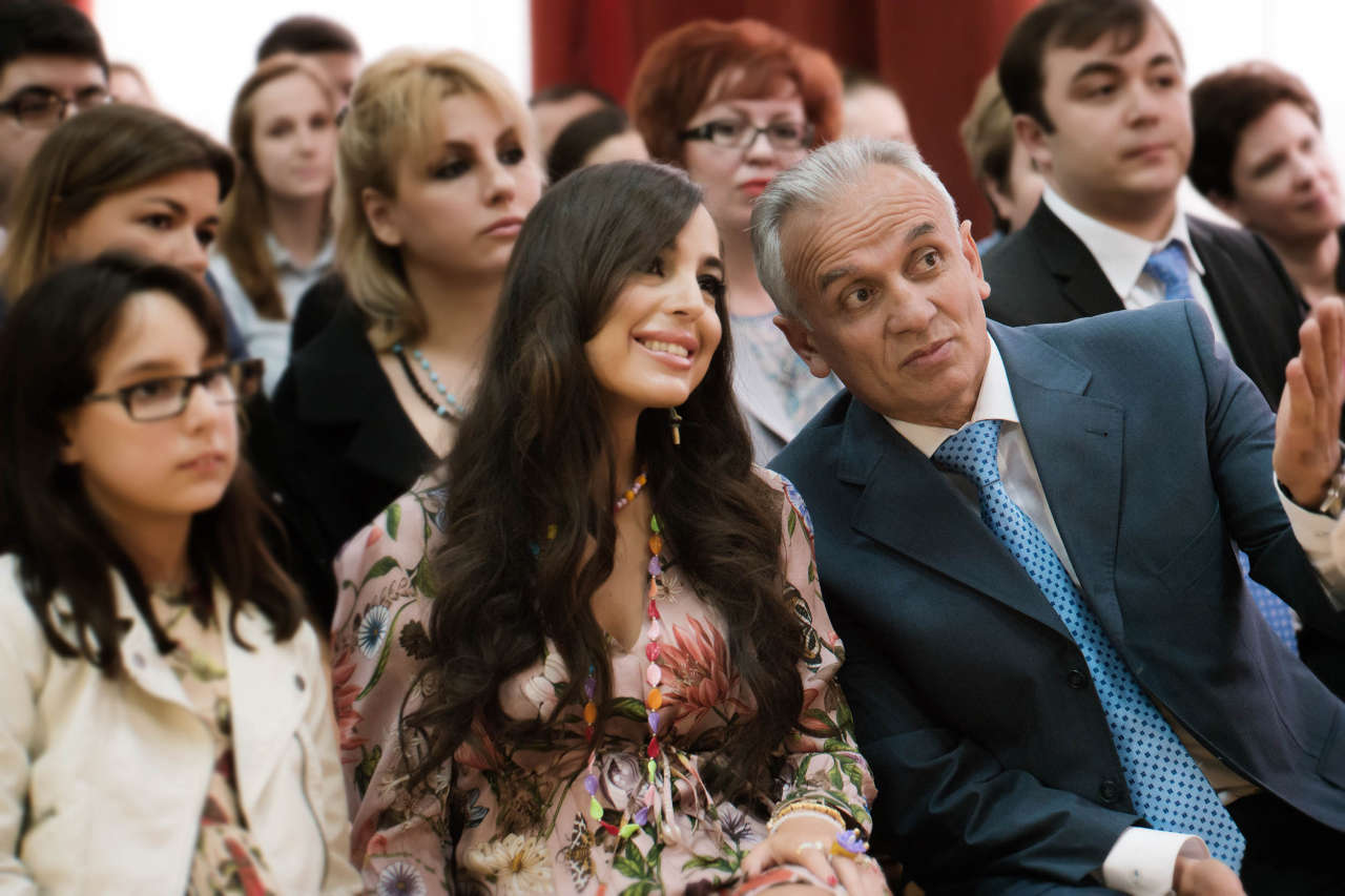 Leyla Əliyevaya Moskva Dövlət Humanitar İqtisad Universitetinin fəxri professoru diplomu təqdim olunub (FOTO)