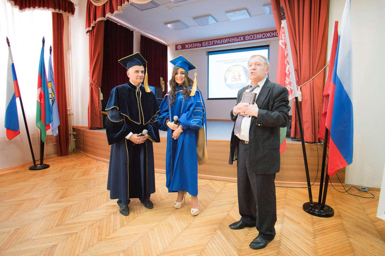 Leyla Əliyevaya Moskva Dövlət Humanitar İqtisad Universitetinin fəxri professoru diplomu təqdim olunub (FOTO)