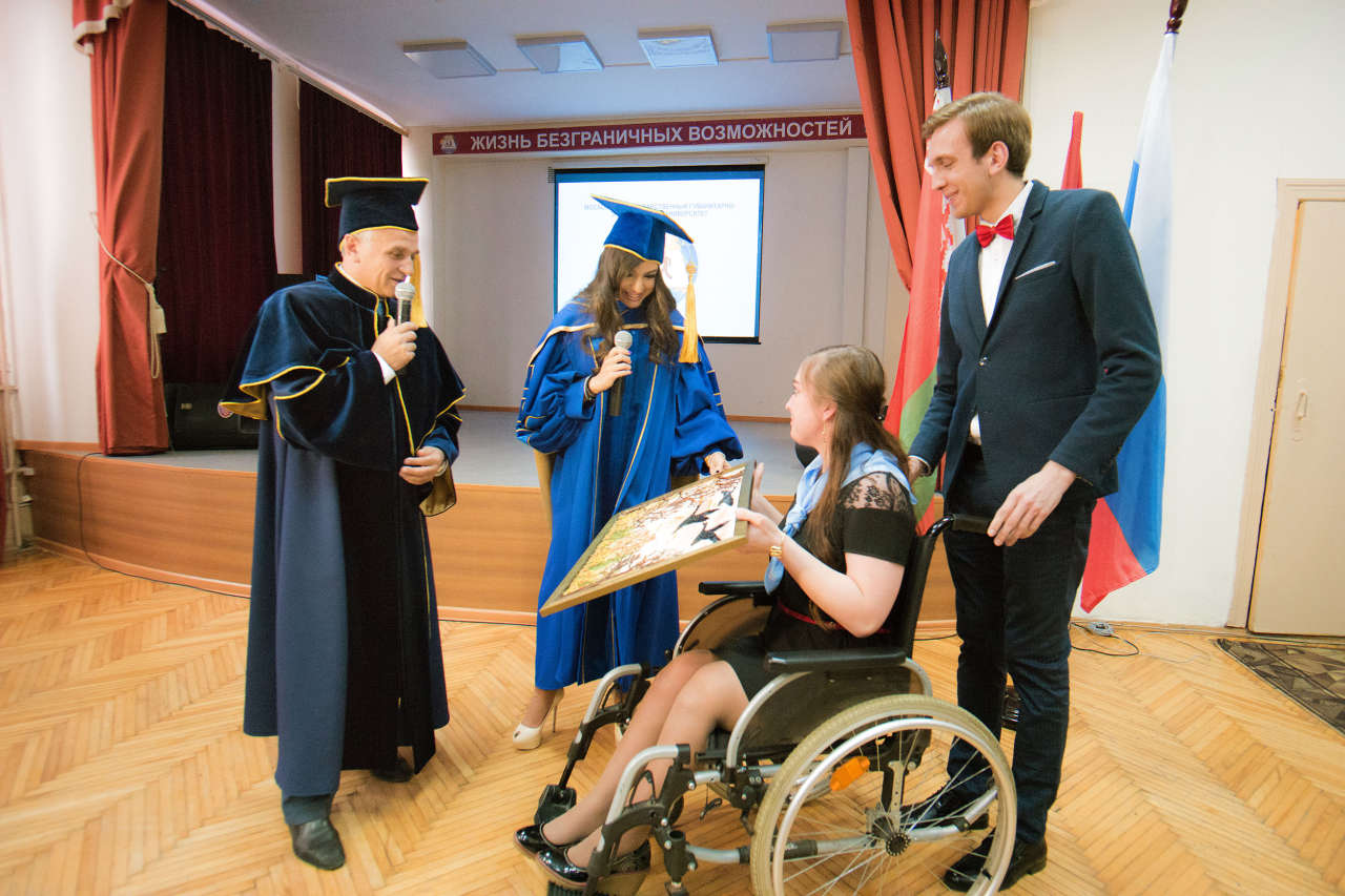 Leyla Əliyevaya Moskva Dövlət Humanitar İqtisad Universitetinin fəxri professoru diplomu təqdim olunub (FOTO)