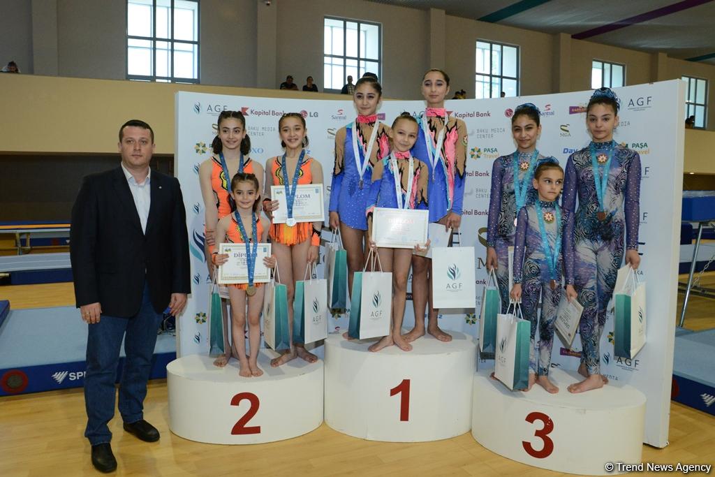 Akrobatika gimnastikası üzrə Azərbaycan və Bakı birinciliyinin qaliblərinin mükafatlandırma mərasimi keçirilib (FOTO)