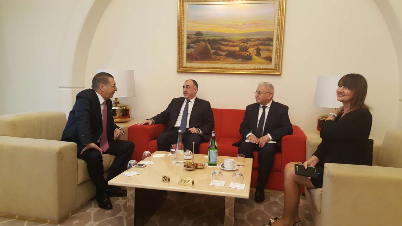 Azərbaycan və Makedoniya ikitərəfli münasibətləri müzakirə ediblər (FOTO)