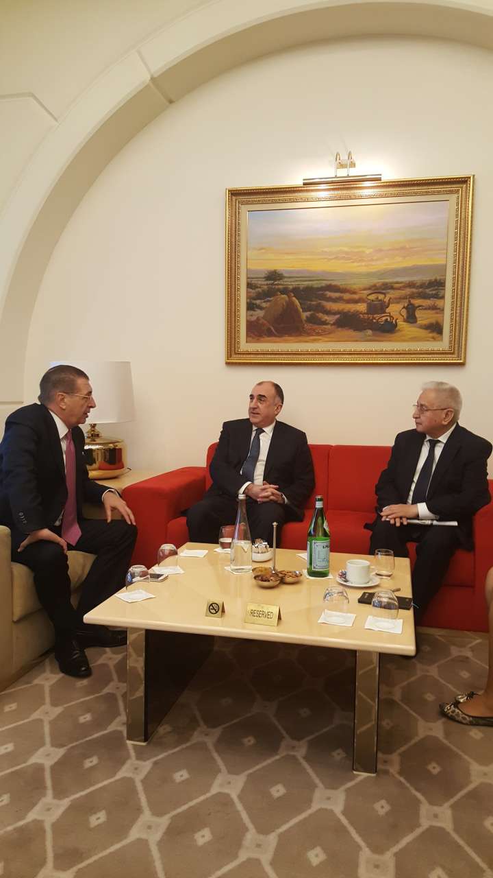 Azərbaycan və Makedoniya ikitərəfli münasibətləri müzakirə ediblər (FOTO)