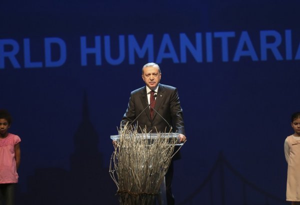 Ərdoğan: Türkiyə silahlı münaqişələrin nizamlanmasında vasitəçi kimi çıxış edir (ƏLAVƏ OLUNUB)