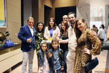 Ulduzların iştirakı ilə “Bakısız bacarmıram” klipinin təqdimatı olub (VİDEO/FOTO)