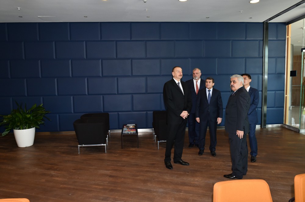Prezident İlham Əliyev Dövlət Neft Şirkətinin yeni inzibati binasının açılışında iştirak edib (ƏLAVƏ OLUNUB) (FOTO)