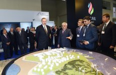 Prezident İlham Əliyev: Ən önəmli vəzifə dayanıqlı, uzunmüddətli iqtisadiyyat konsepsiyamızı icra etməkdir (ƏLAVƏ OLUNUB 2) (FOTO)