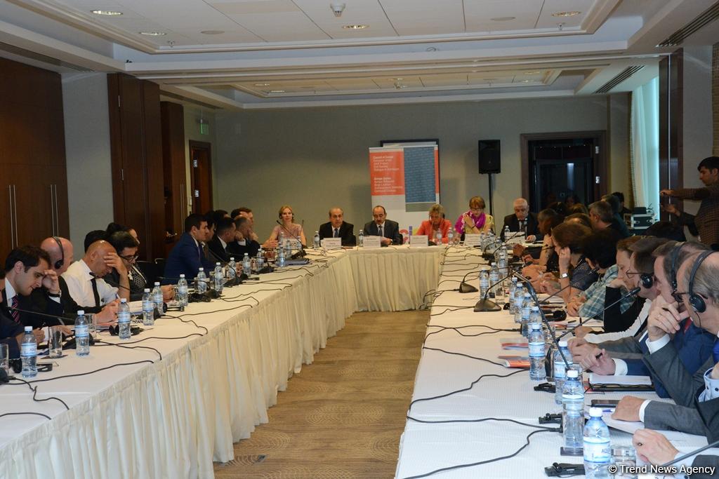 Əli Həsənov: Azərbaycan vətəndaş cəmiyyəti təsisatları üçün ən böyük donor rolunda çıxış edir (FOTO)