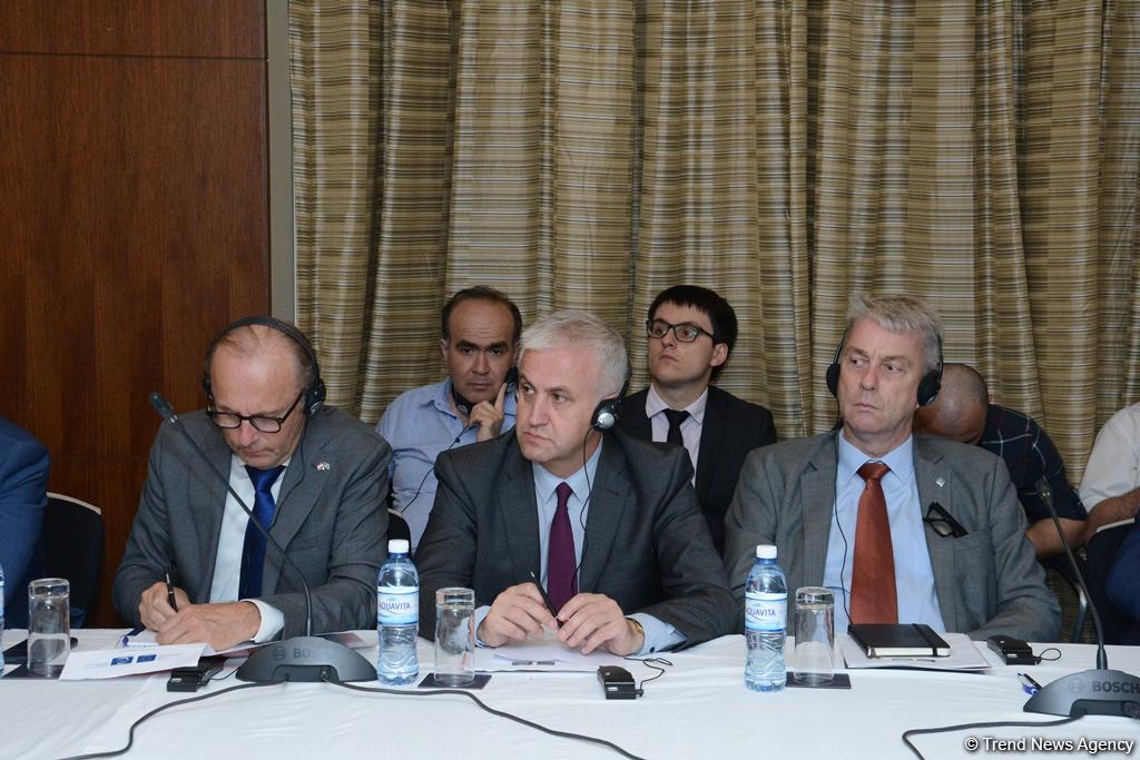 Əli Həsənov: Azərbaycan vətəndaş cəmiyyəti təsisatları üçün ən böyük donor rolunda çıxış edir (FOTO)